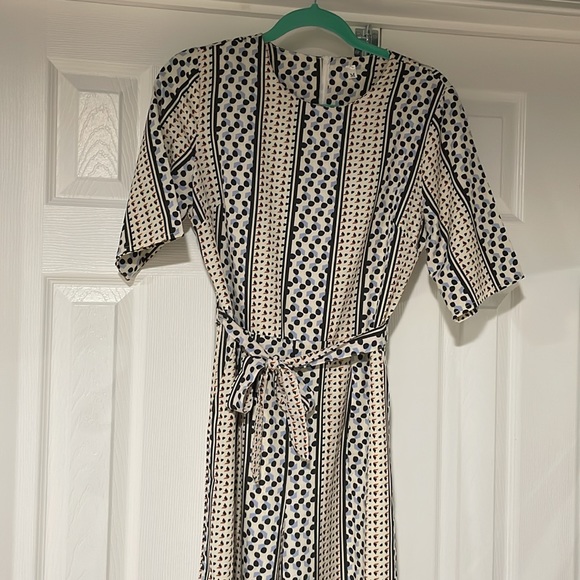 SHEIN jumpsuit, wide legs, short sleeves, zipper back, tie belt - Picture 4 of 7